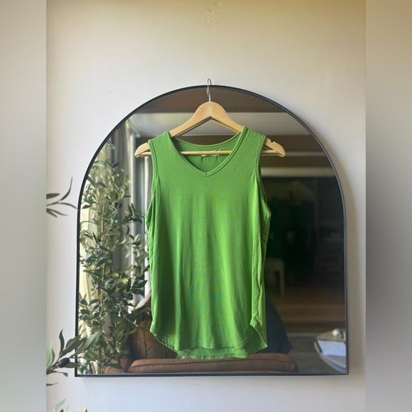 JACKSON ROWE | girlfriend tank | size xs - Picture 2 of 4